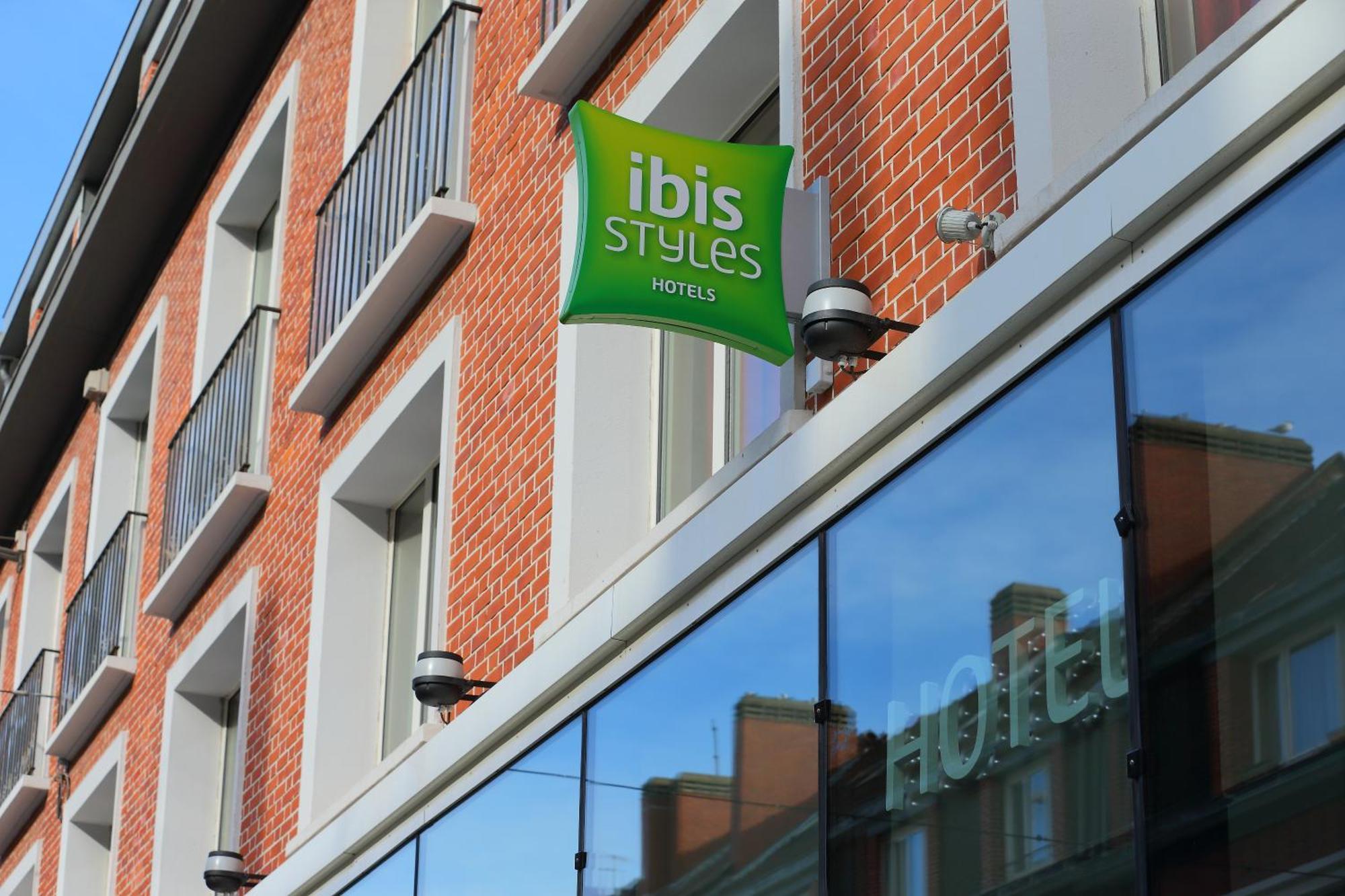 Ibis Styles Calais Centre Hotel Exterior foto