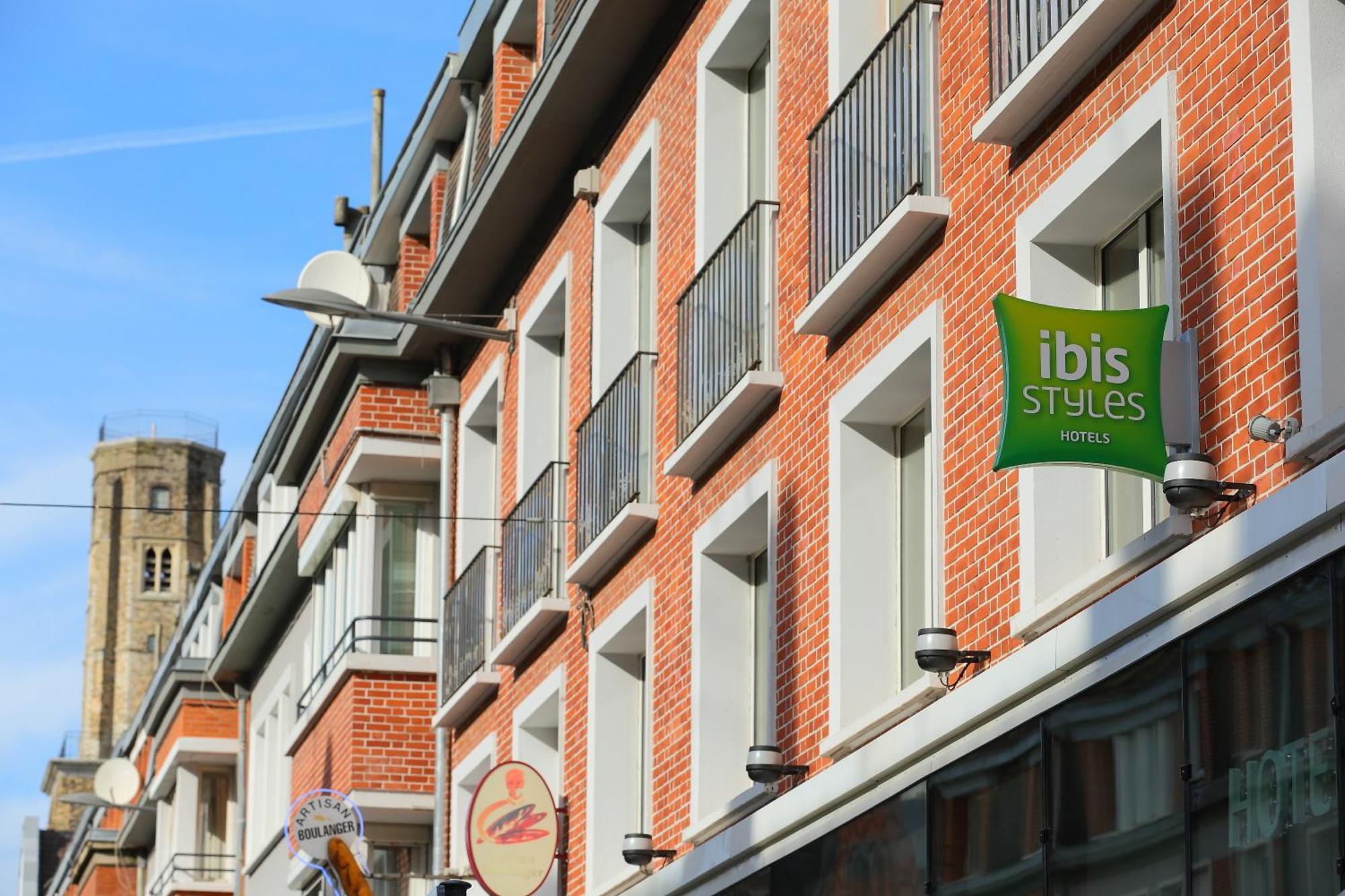 Ibis Styles Calais Centre Hotel Exterior foto